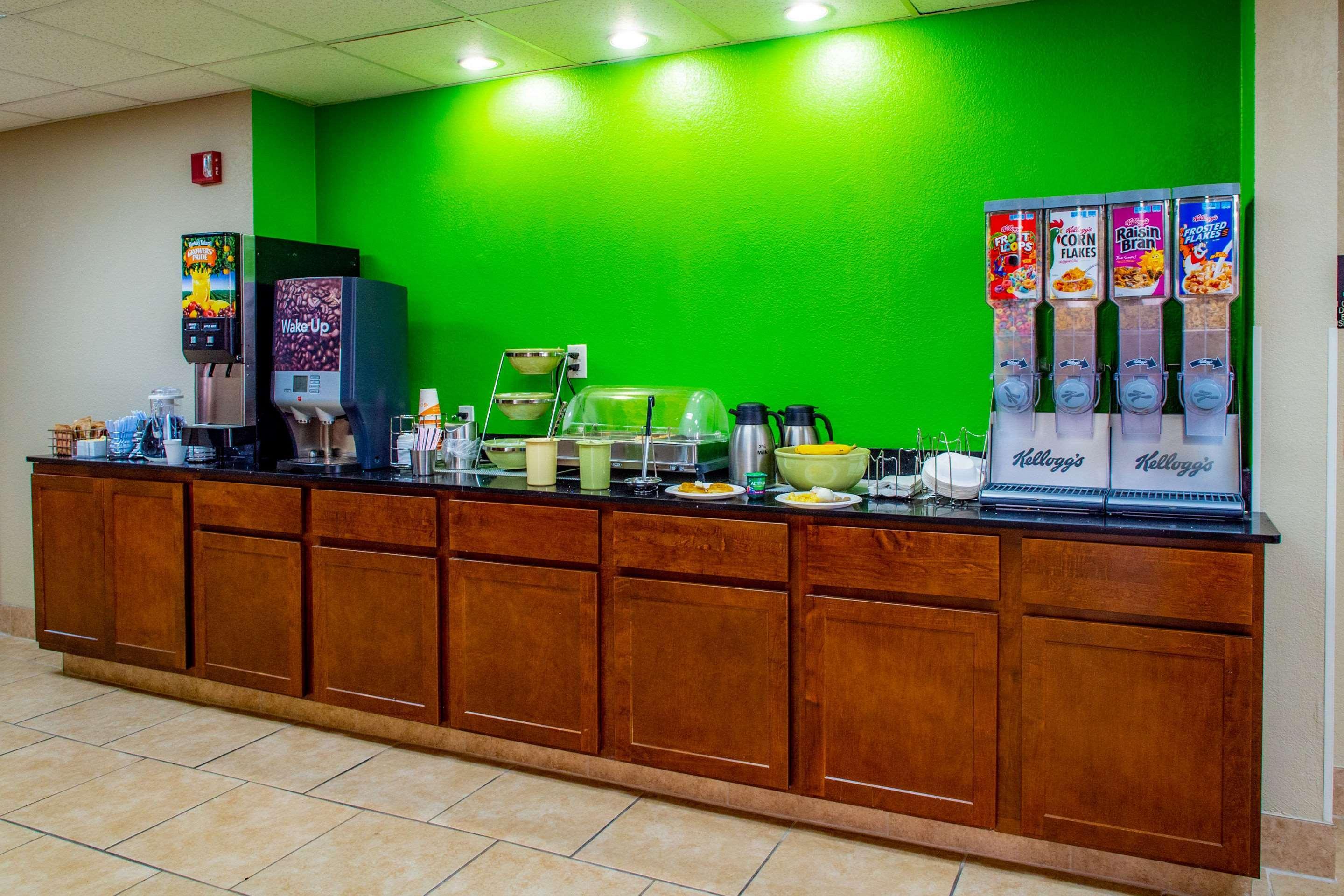 Quality Inn Moore - Oklahoma City Extérieur photo