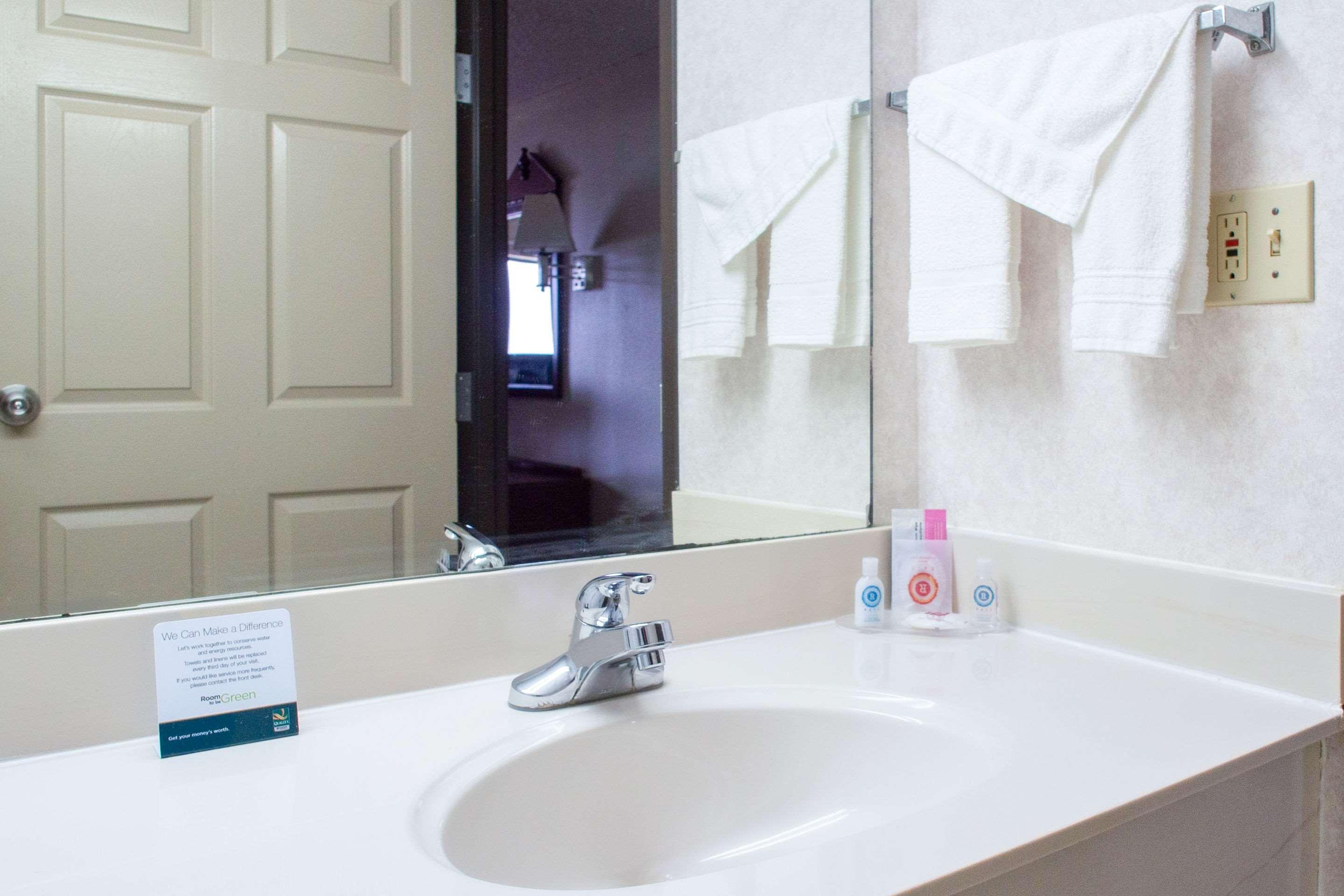 Quality Inn Moore - Oklahoma City Extérieur photo