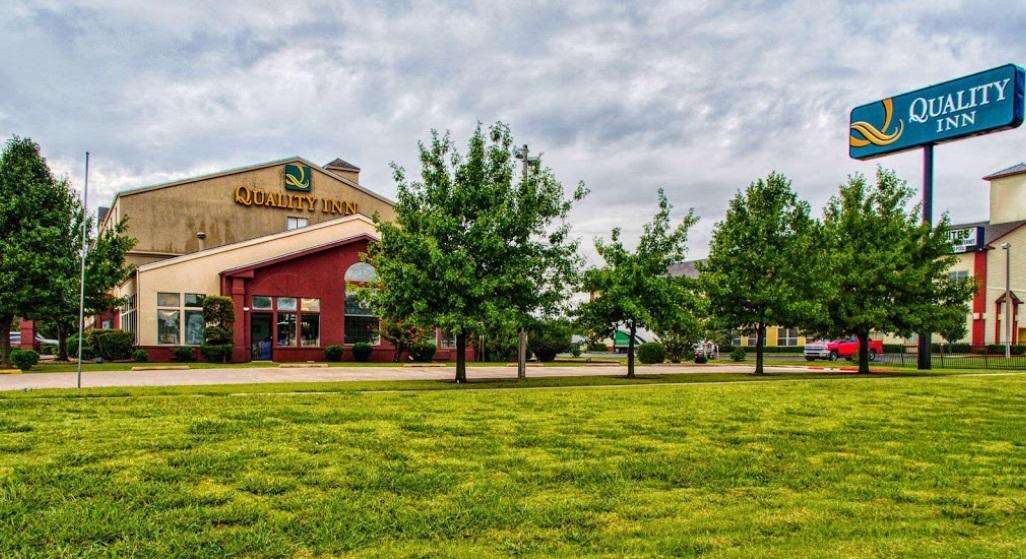 Quality Inn Moore - Oklahoma City Extérieur photo