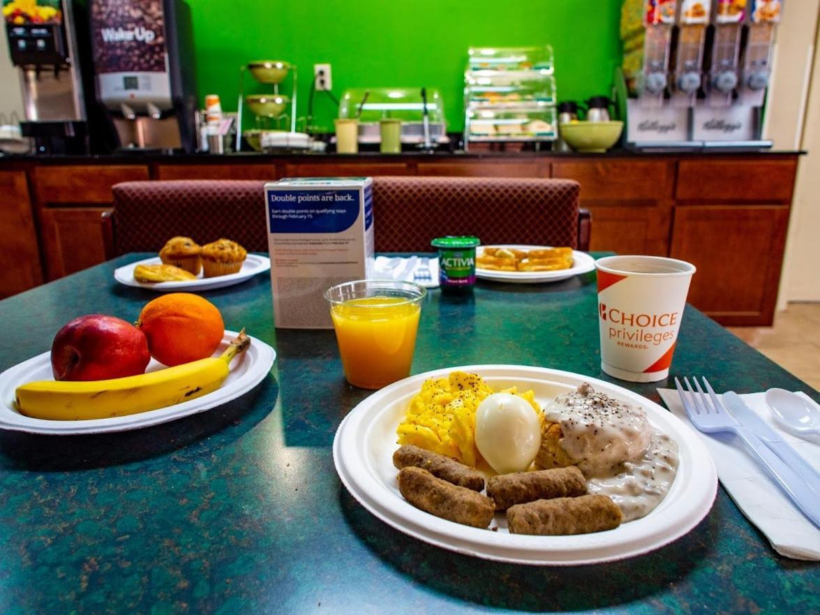 Quality Inn Moore - Oklahoma City Extérieur photo