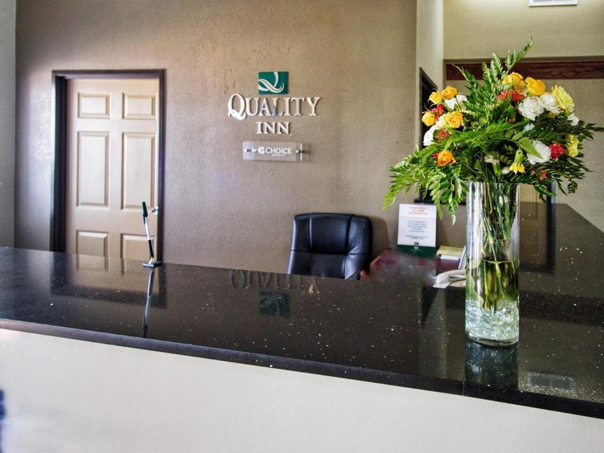 Quality Inn Moore - Oklahoma City Extérieur photo